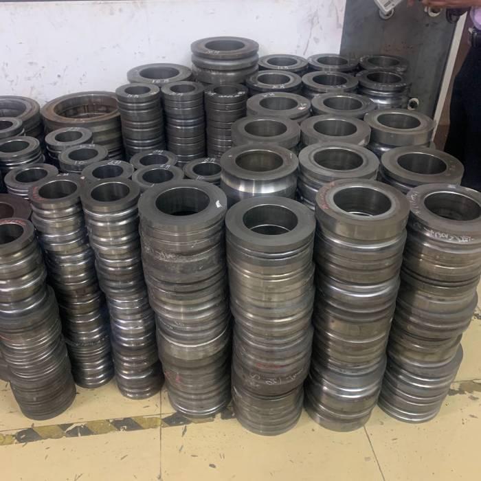 废碳化钨辊环中天钢铁集团有限公司05月29日